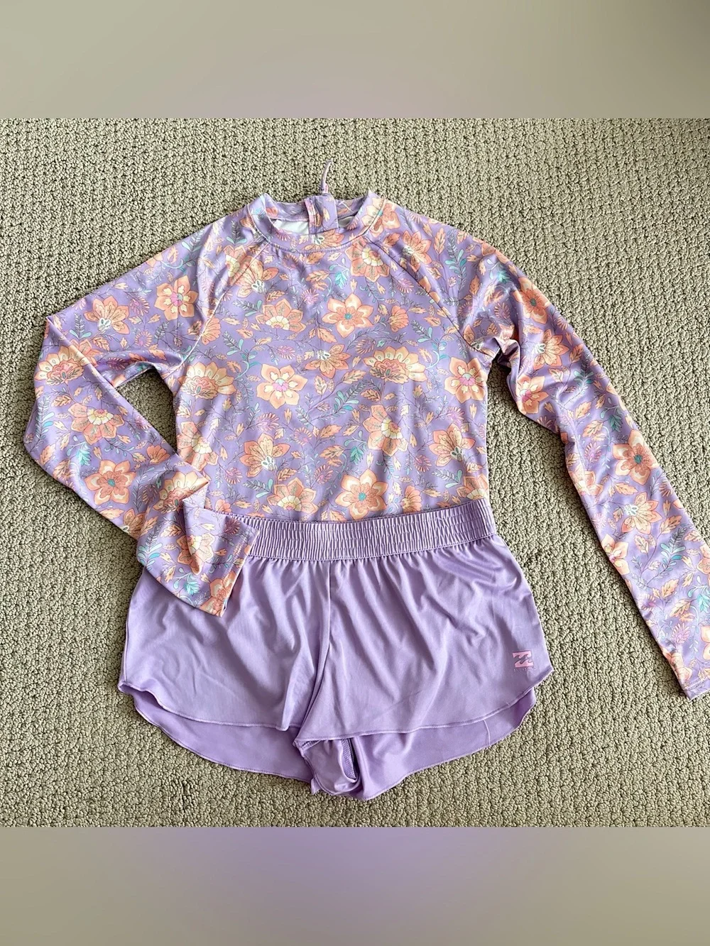 Billabong Floral Purple 2 pieceLong-Sleeve Rash Guard Swimsuit Set -kids size L